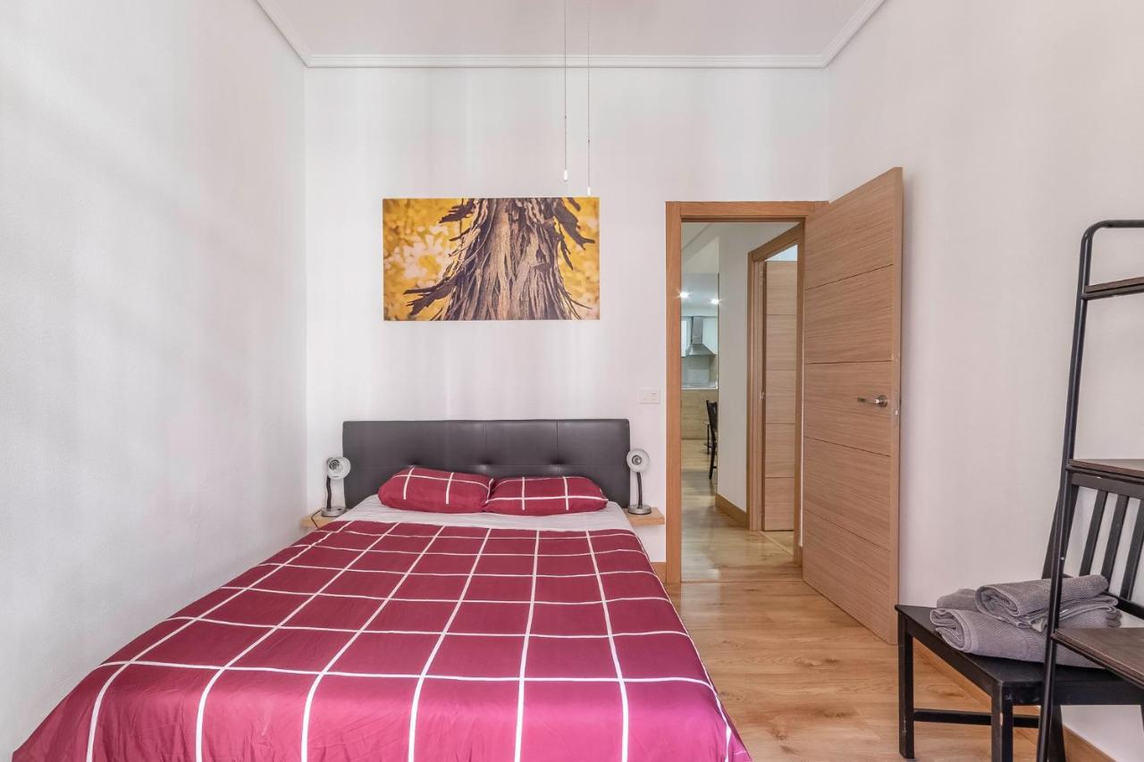 Apartamento Junto Al Guggenheim Con Parking Gratuito Bilbao Exterior foto